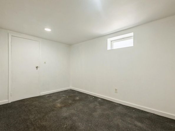 100-28 207th Street, Queens Village NY 11429