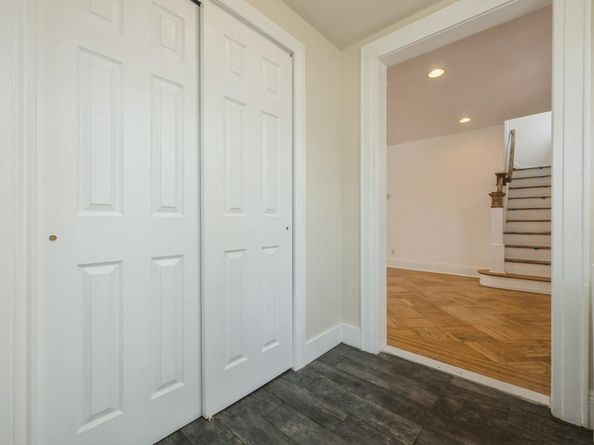 100-28 207th Street, Queens Village NY 11429