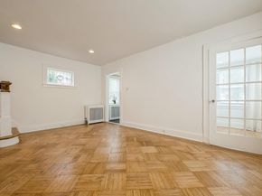 100-28 207th Street, Queens Village NY 11429
