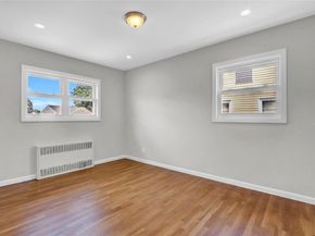 3621 Regent Lane, Wantagh NY 11793