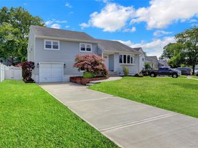 3621 Regent Lane, Wantagh NY 11793