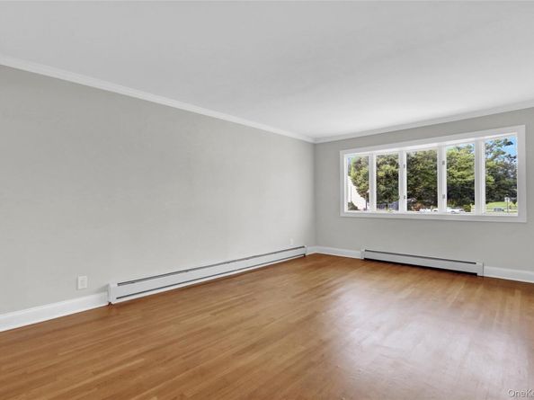 3621 Regent Lane, Wantagh NY 11793