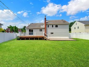 3621 Regent Lane, Wantagh NY 11793