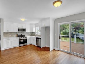 3621 Regent Lane, Wantagh NY 11793