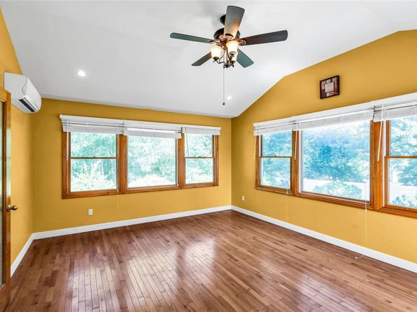 33 Pittoni Drive, Commack NY 11725