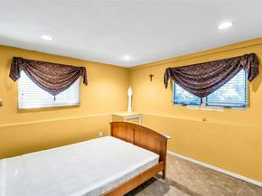 33 Pittoni Drive, Commack NY 11725