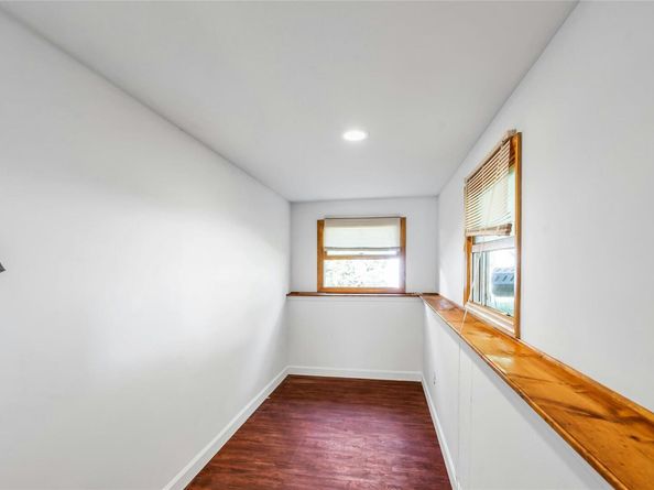 33 Pittoni Drive, Commack NY 11725