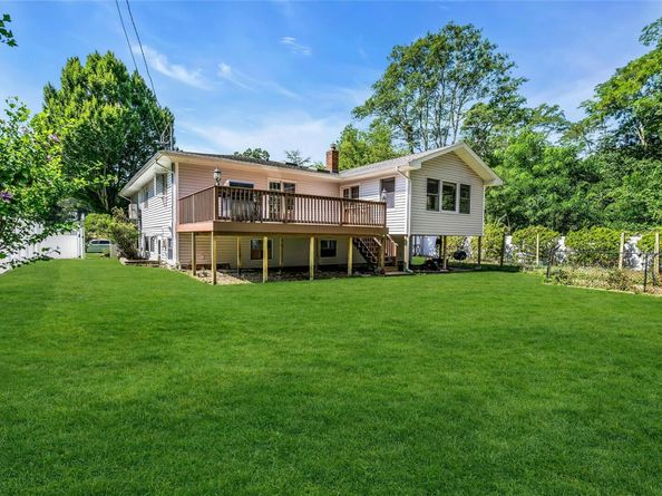 33 Pittoni Drive, Commack NY 11725