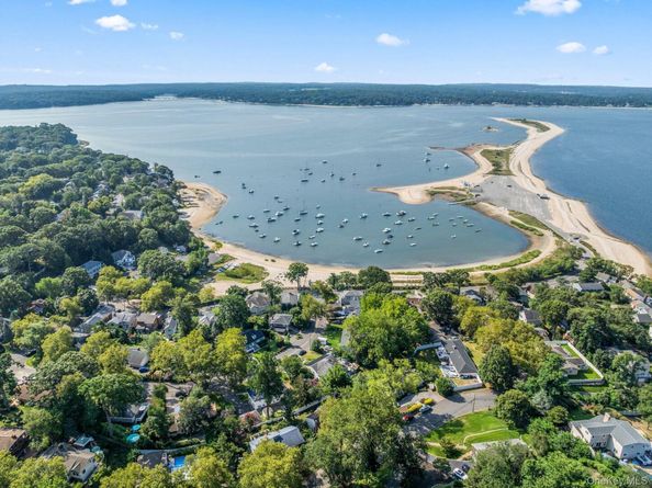 14 Tudor Drive, Northport NY 11768