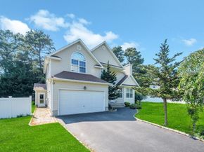 17 Mercer Street, Port Jefferson Station NY 11776
