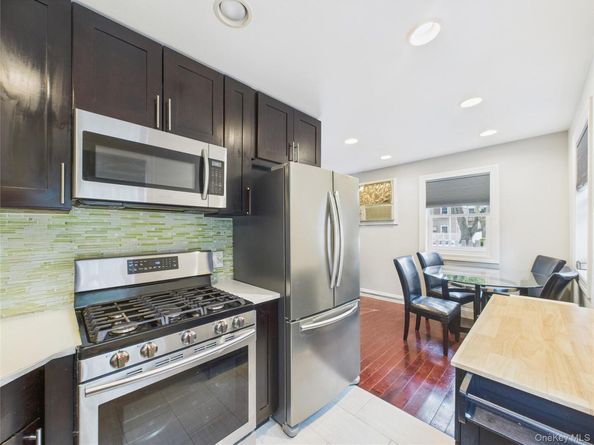 22439 Kingsbury Avenue A, Oakland Gardens NY 11364
