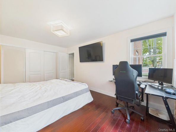 22439 Kingsbury Avenue A, Oakland Gardens NY 11364
