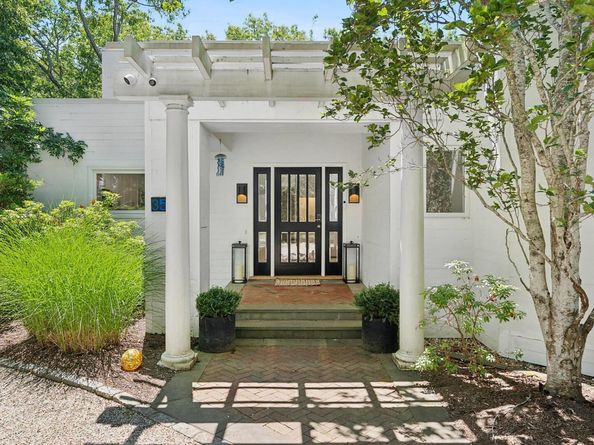 35 Ely Brook Road, East Hampton NY 11937