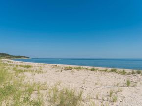 35 Ely Brook Road, East Hampton NY 11937