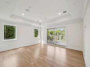 2 Arthur Place, Woodbury NY 11797
