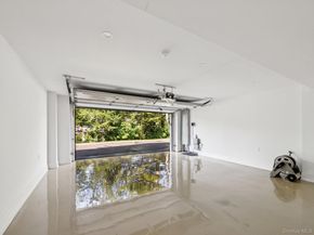 2 Arthur Place, Woodbury NY 11797