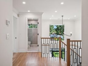 2 Arthur Place, Woodbury NY 11797