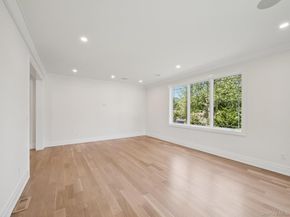 2 Arthur Place, Woodbury NY 11797
