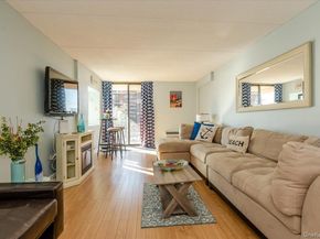 730 W Broadway 2J, Long Beach NY 11561