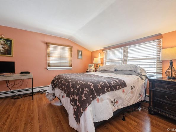 177 9th Street, Bethpage NY 11714
