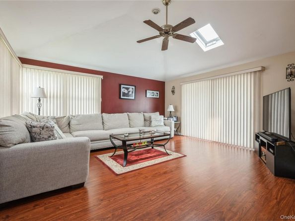 177 9th Street, Bethpage NY 11714
