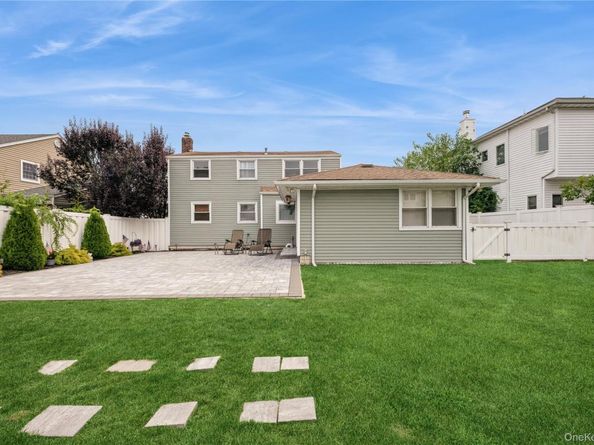 177 9th Street, Bethpage NY 11714
