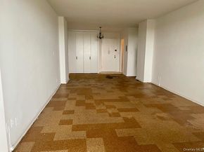 52-30 39th Drive 6S, Woodside NY 11377