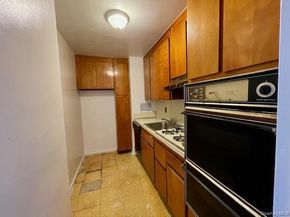 52-30 39th Drive 6S, Woodside NY 11377
