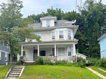 29 Clermont Avenue
