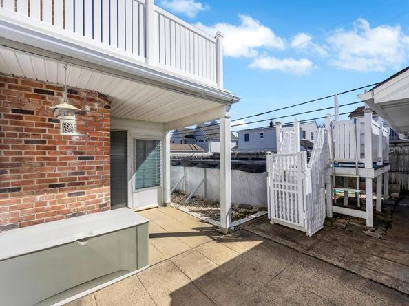 38 Cliff Lane, Levittown NY 11756