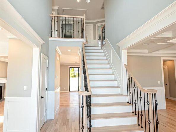 1012 Olympia Road, Bellmore NY 11710