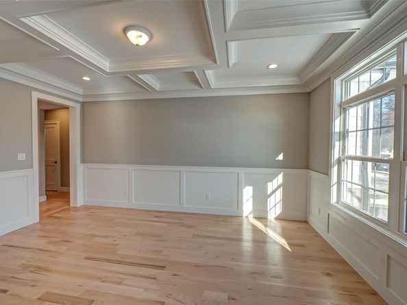 1012 Olympia Road, Bellmore NY 11710