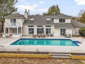 24 Wisteria Drive, Remsenburg NY 11960