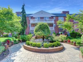 120 Morris Avenue B17, Rockville Centre NY 11570