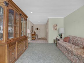 120 Morris Avenue B17, Rockville Centre NY 11570