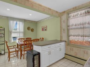 120 Morris Avenue B17, Rockville Centre NY 11570