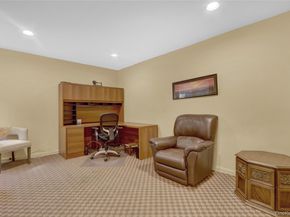 120 Morris Avenue B17, Rockville Centre NY 11570