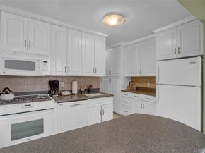 120 Morris Avenue B17, Rockville Centre NY 11570