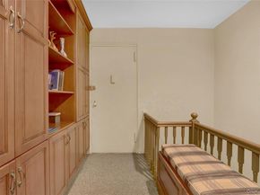 120 Morris Avenue B17, Rockville Centre NY 11570