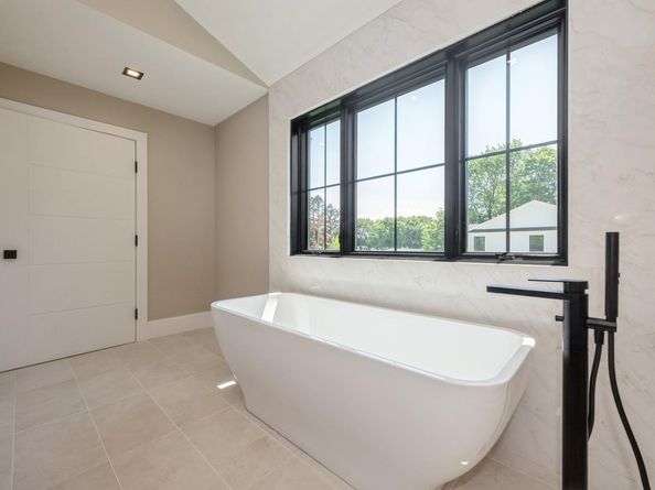 352 Cold Spring Road, Syosset NY 11791