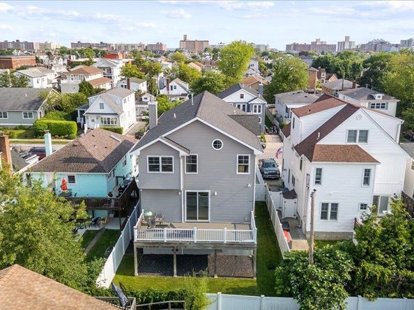 545 E Fulton Street, Long Beach NY 11561