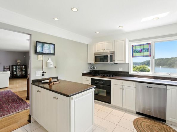 2005 Westview Drive, Mattituck NY 11952