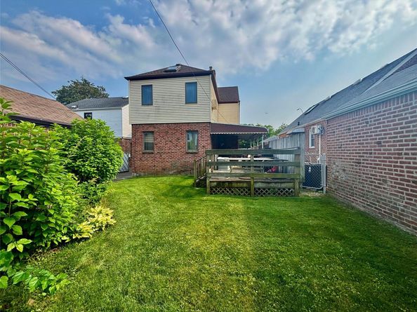 163-49 16th Avenue, Whitestone NY 11357
