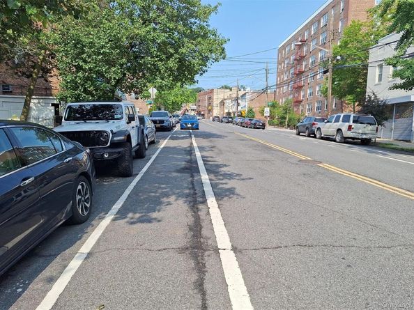 5730 Mosholu Avenue 6A, Bronx NY 10471