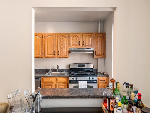 35-55 29th Street 3D, Astoria NY 11106