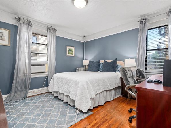 35-55 29th Street 3D, Astoria NY 11106