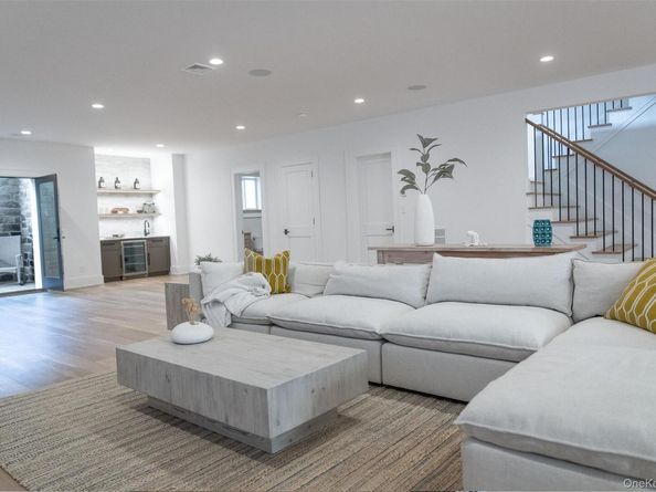 465 Ripple Water Lane, Southold NY 11971