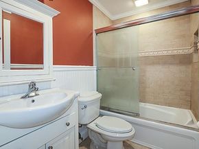 223 Springmeadow Drive E, Holbrook NY 11741