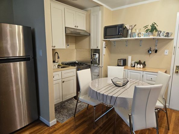 76-26 113 Street 2 D, Forest Hills NY 11375