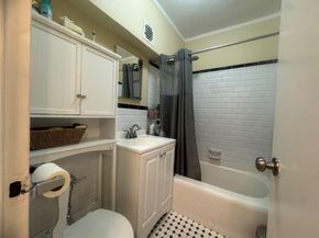 76-26 113 Street 2 D, Forest Hills NY 11375